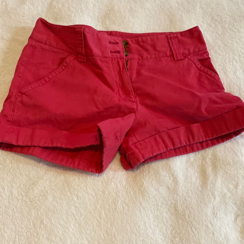 Fossil pink shorts